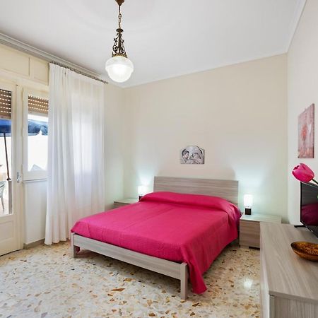 Tra Il Centro E Il Mare Apartment Con Terrazzo Aci Castello Dış mekan fotoğraf