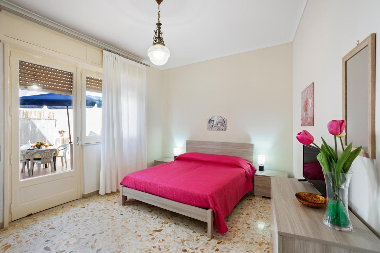 Tra Il Centro E Il Mare Apartment Con Terrazzo Aci Castello Dış mekan fotoğraf